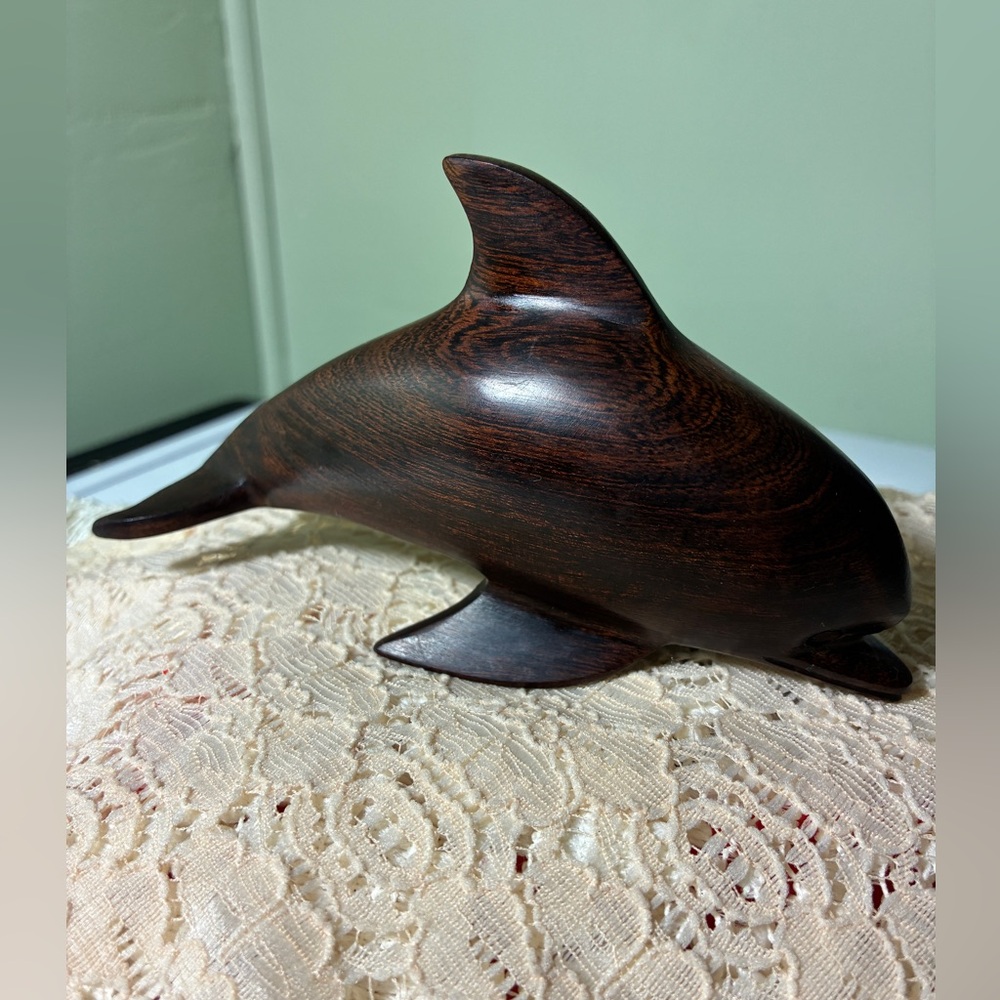 Vintage-Figurine-Statue-Dolphin-Ironwood-Home Decor-Brown-Wood-Marine